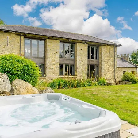 3 Bed In Richmond Oc-86747 Holiday home