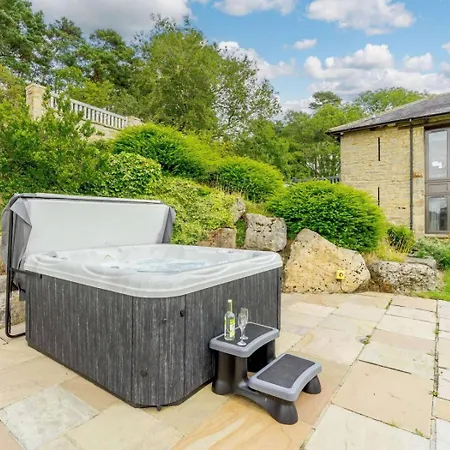 3 Bed In Richmond Oc-86747