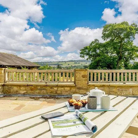 3 Bed In Richmond Oc-86747 Hébergement de vacances *